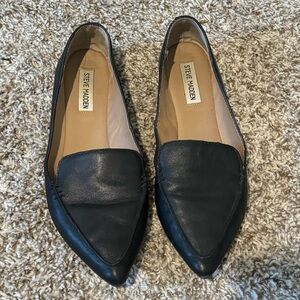 Steve Madden pointy leather flats sz 10